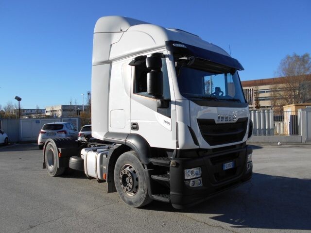 5298873  Camion IVECO